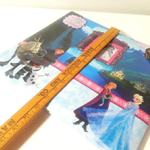 DISNEY Frozen Elsa Olaf Anna Character Scrapbook 20 Pages NWT - Picture 15 of 16